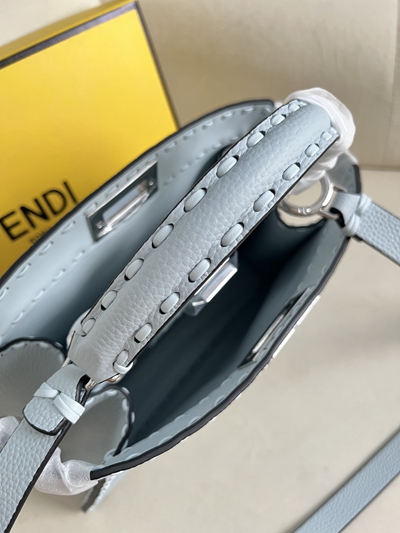 フェンディバッグ内部構造